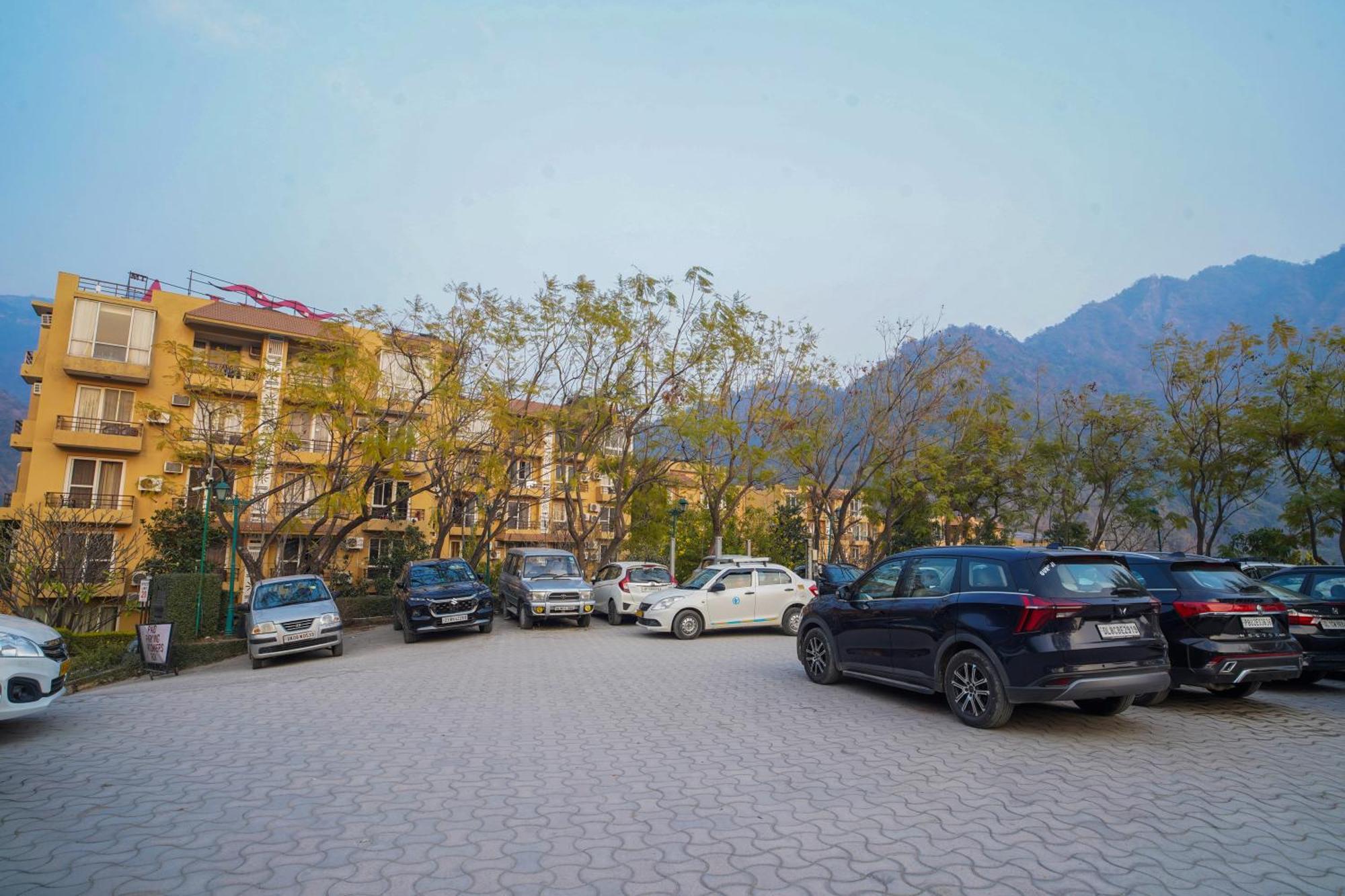 Luxury Aloha Apartments, Rishikesh Exterior photo